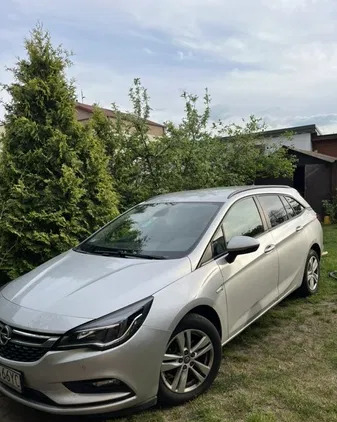 samochody osobowe Opel Astra cena 33000 przebieg: 264000, rok produkcji 2017 z Białystok